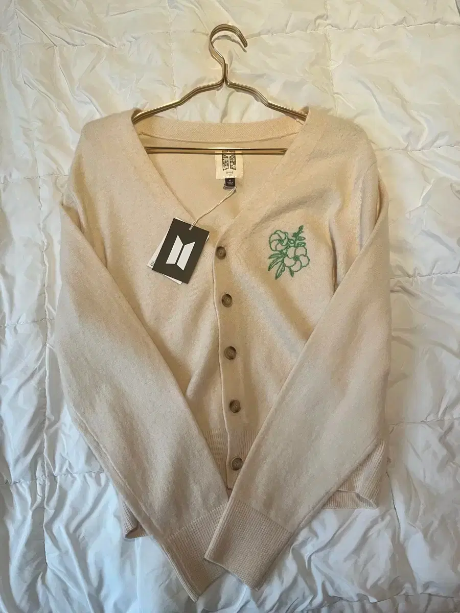 BTS DALMAJUNG Cardigan ダルマジュン カーディガン 210.jpg